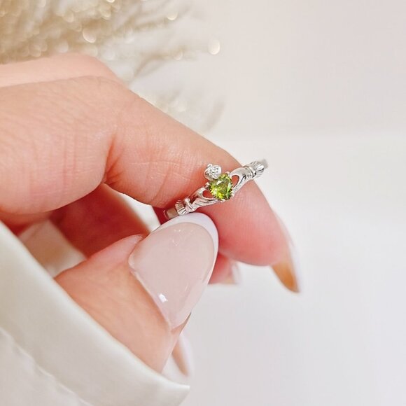 Claddagh Peridot Ring, Sterling Silver Ring, Friendship Loyalty Ring, 925 Silver - Picture 7 of 9